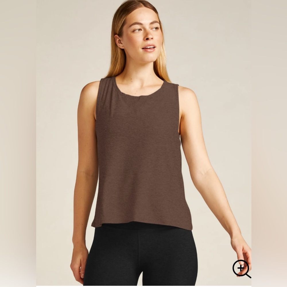 Beyond Yoga Featherweight Aquarius Tank in Truffle Heather. Size Small